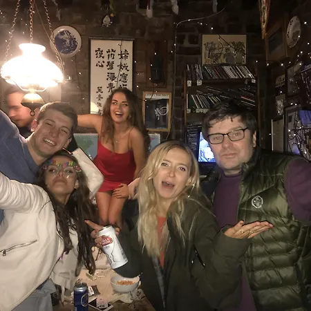 Embassie Backpackers-2